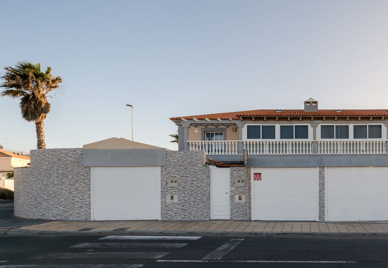 Casa en El Medano - HomeForGuest Casa Da Roca Médano Beach House