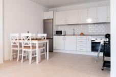 Apartamento en Los Cristianos - HomeForGuest Ático Martina con terraza en Los Cristianos