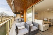 apartamento lujo primera línea playa Gandia amplia terraza wifi