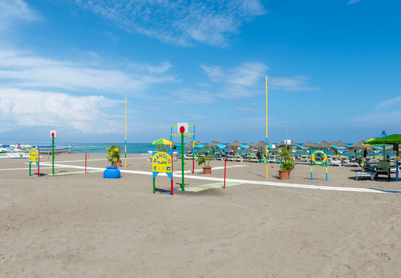 Estudio en Torremolinos - HomeForGuest Bright studio in La Carihuela near the beach Estudio en Torremolinos - HomeForGuest Bright studio in La Carihuela near the beach