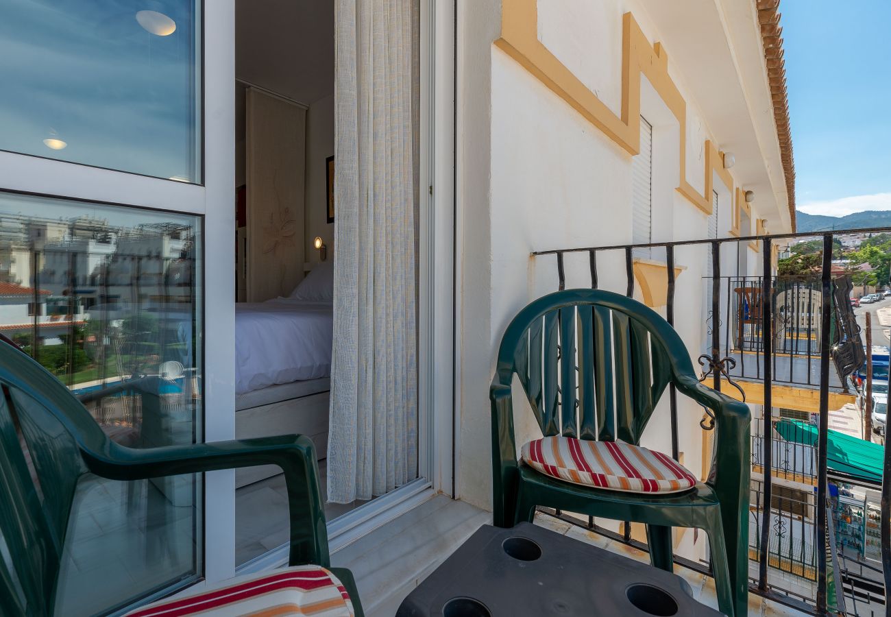 Estudio en Torremolinos - HomeForGuest Bright studio in La Carihuela near the beach Estudio en Torremolinos - HomeForGuest Bright studio in La Carihuela near the beach