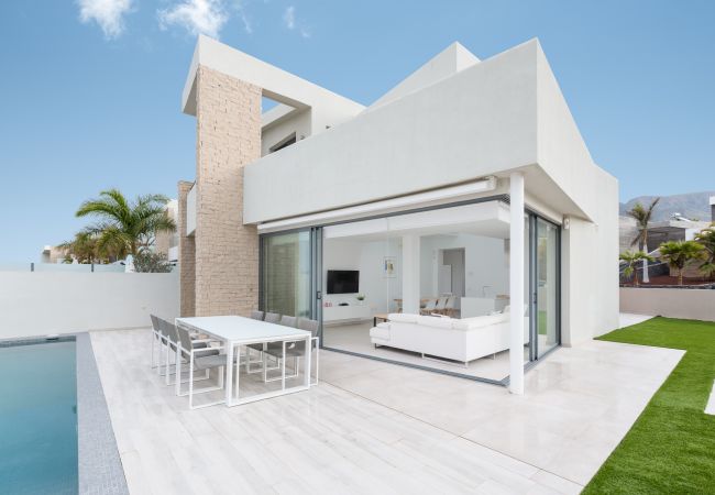 Villa en Adeje - Villa Blanca Caleta