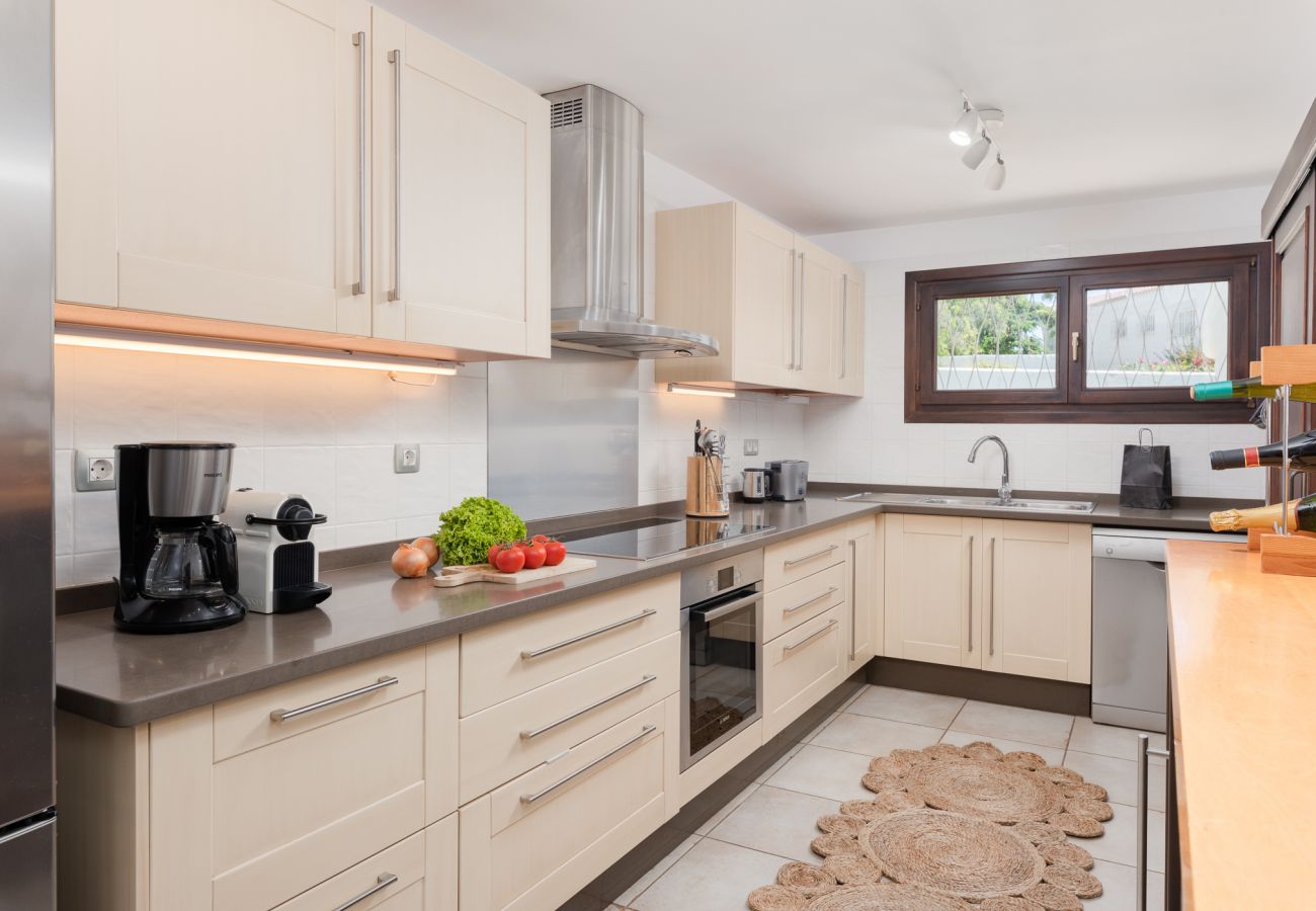 Villa en Costa Adeje - Villa Tropical