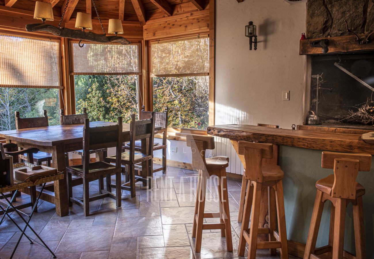 Casa en San Carlos de Bariloche - ARE23 8PAX CALIDA Y AMPLIA CASA BARRIO CERRADO