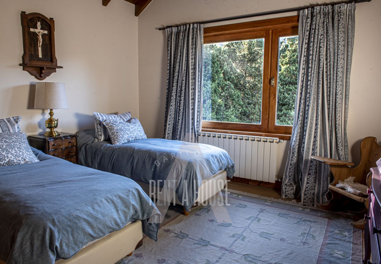 Casa en San Carlos de Bariloche - ARE23 8PAX CALIDA Y AMPLIA CASA BARRIO CERRADO