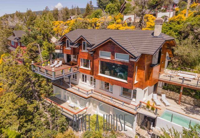 Casa en San Carlos de Bariloche - HUAPI05C | Lago, 4 Suites y Piscina Privada