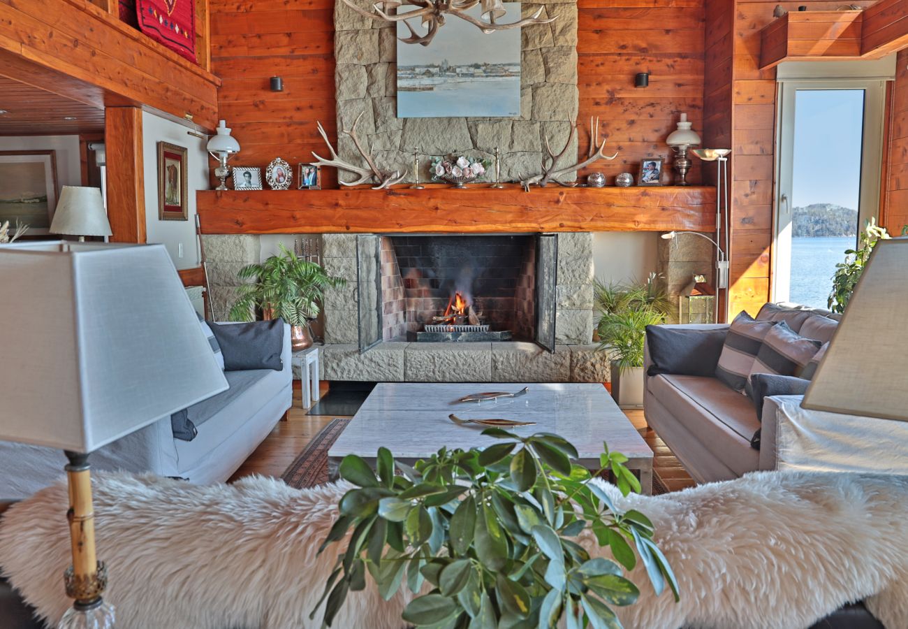 Casa en San Carlos de Bariloche - HUAPI05C | Lago, 4 Suites y Piscina Privada Casa en San Carlos de Bariloche - HUAPI05C | Lago, 4 Suites y Piscina Privada