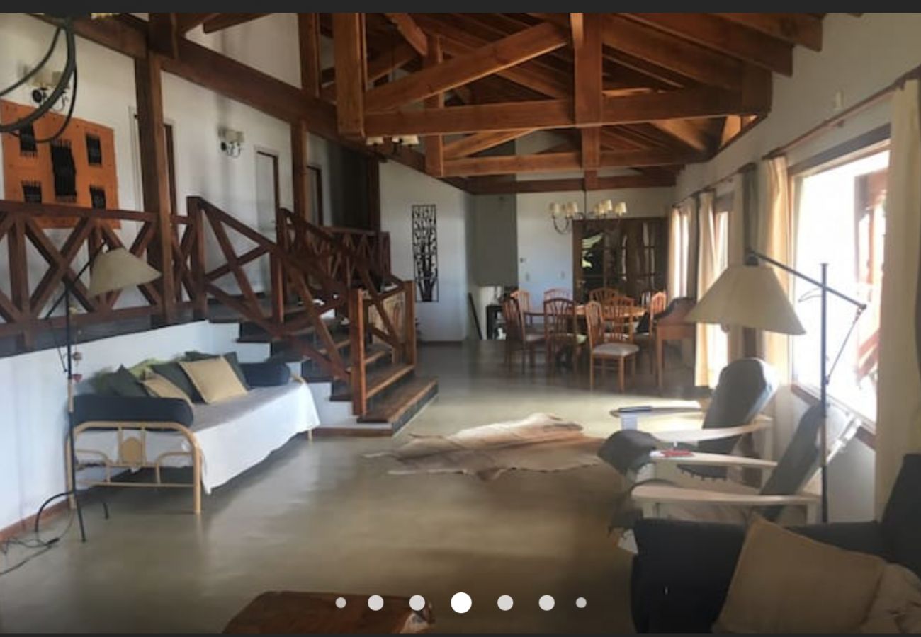 Casa en San Carlos de Bariloche - VENAH10C CÁLIDA Y CÓMODA CASA EN BARRIO CERRADO CON COSTA DE LAGO