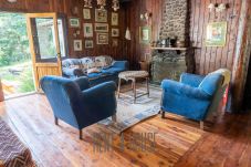 Casa en San Carlos de Bariloche - HUAPI27 Cálida casona en Circuito Chico con gran jardín y acceso a la playa