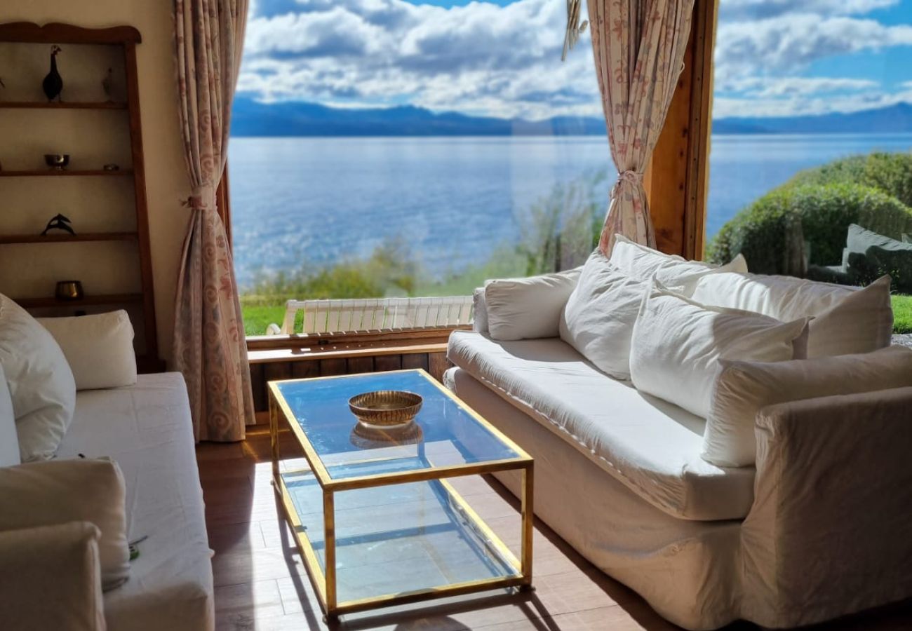 Casa en San Carlos de Bariloche - HUAPI02C- CASA CON COSTA A ORILLAS DEL LAGO NAHUEL HUAPI