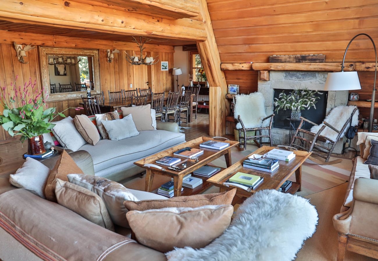 Casa en San Carlos de Bariloche - MORE16C Lujo y calidez en LLao LLao s/ Morenito + Jacuzzi