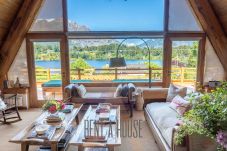 Casa en San Carlos de Bariloche - MORE16C Lindisima casa ubicada en la exclusiva zona Llao Llao, a orillas del Lago Moreno