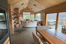 Casa en San Martin de los Andes - SMA01 Lindísima casa en el medio del bosque, moderna con estilo nórdico.