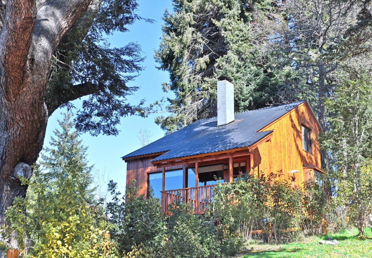 Cabaña en San Carlos de Bariloche - HUAPI11C Un refugio en plena naturaleza con costa de lago