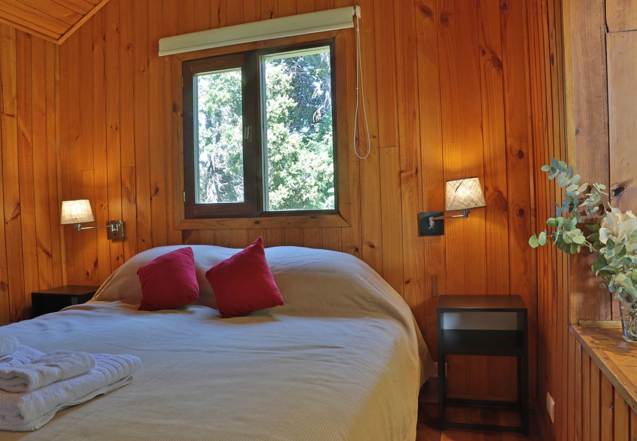 Cabaña en San Carlos de Bariloche - HUAPI11C Un refugio en plena naturaleza con costa de lago