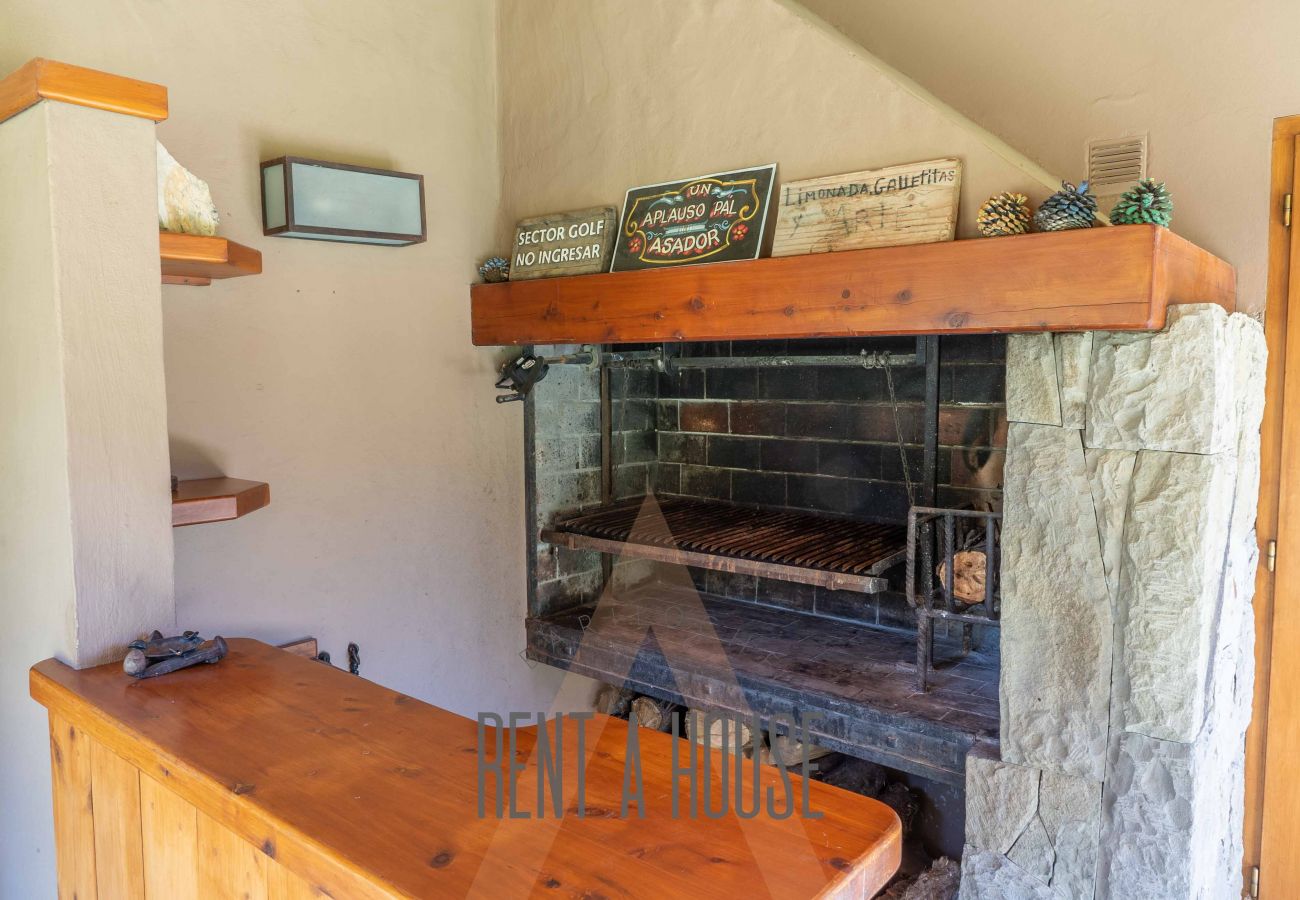 Casa en San Carlos de Bariloche - DIVINA CASA SOBRE CANCHA GOLF