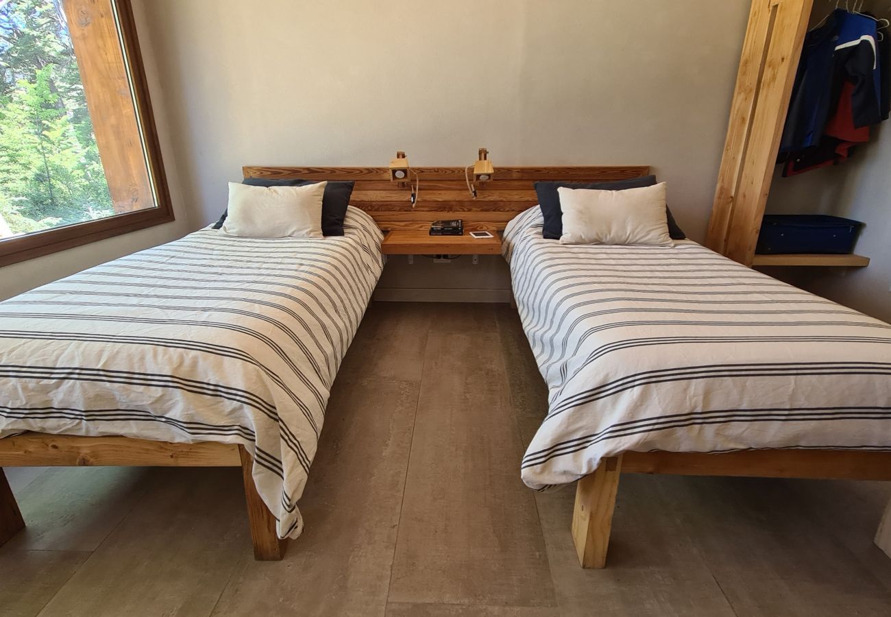 Casa en San Carlos de Bariloche - ARE33 CASA EN ARELAUQUEN CON IMPONENTES VISTAS