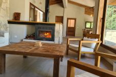 Casa en San Carlos de Bariloche - ARE33 CASA EN ARELAUQUEN CON IMPONENTES VISTAS