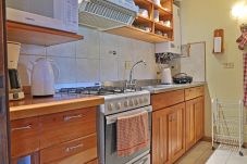Apartamento en San Carlos de Bariloche - CATE05- Gran departamento con 4 dormitorios y capacidad para 10 personas