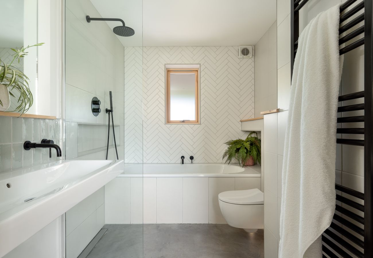 Casa en Shaldon - Sunnybrook - Carbon Neutral, Woodfired Hottub, near beach Casa en Shaldon - Sunnybrook - Carbon Neutral, Woodfired Hottub, near beach
