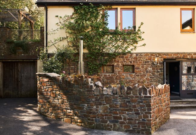 Apartamento en Lower Ashton - Swallows End - Bolthole with hot tub, pool and sauna Apartamento en Lower Ashton - Swallows End - Bolthole with hot tub, pool and sauna
