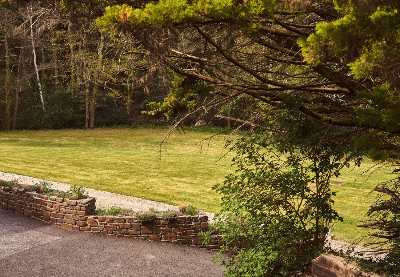 Apartamento en Lower Ashton - Swallows End – Romantic Dartmoor Retreat with Hot Tub & Indoor Pool