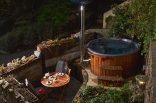 Apartamento en Lower Ashton - Swallows End - Bolthole with hot tub, pool and sauna