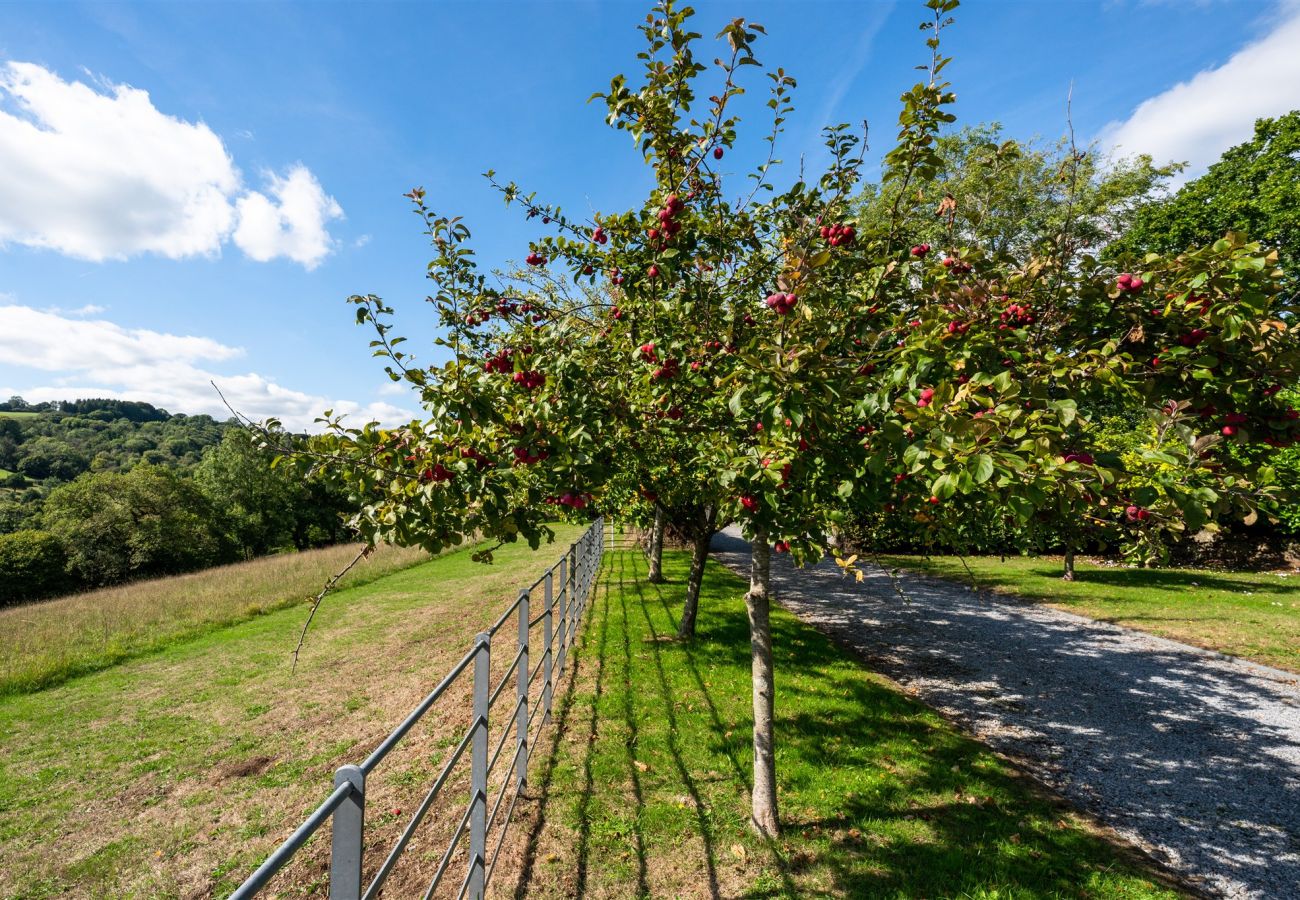 Casa en Lustleigh - Higher Mapstone – Luxury Dartmoor Retreat with Views, Acres & Games Barn