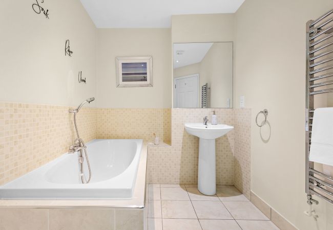 Apartamento en Torquay - Sovereign House - Chic and near Harbour, parking Apartamento en Torquay - Sovereign House - Chic and near Harbour, parking