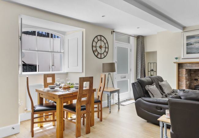 Apartamento en Torquay - Sovereign House - Chic and near Harbour, parking Apartamento en Torquay - Sovereign House - Chic and near Harbour, parking