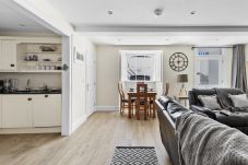 Apartamento en Torquay - Sovereign House - Chic and near Harbour, parking