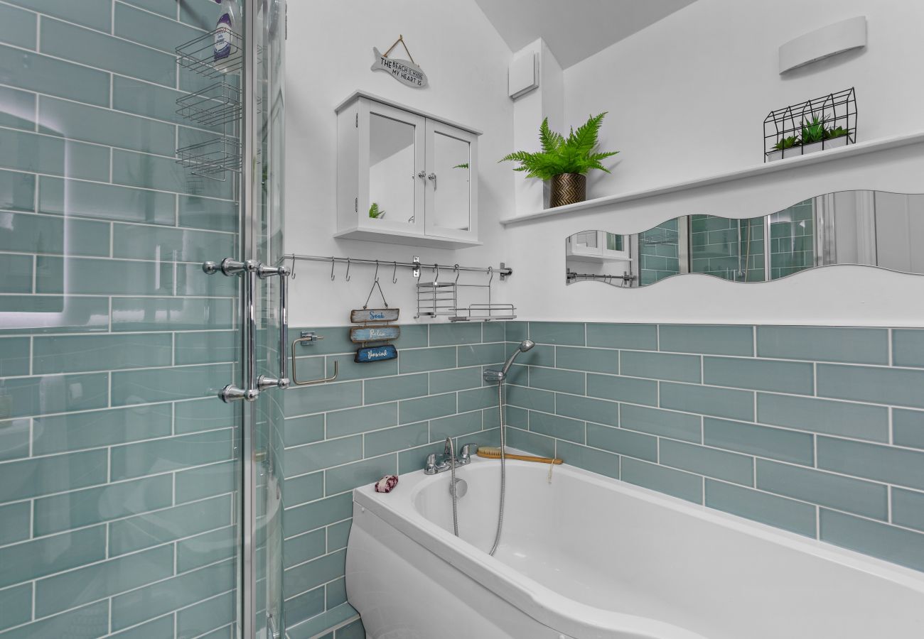 Casa en Torquay - The Boathouse - Panoramic Sea View Retreat, near Town, Marina & Beach and Parking Casa en Torquay - The Boathouse - Panoramic Sea View Retreat, near Town, Marina & Beach and Parking