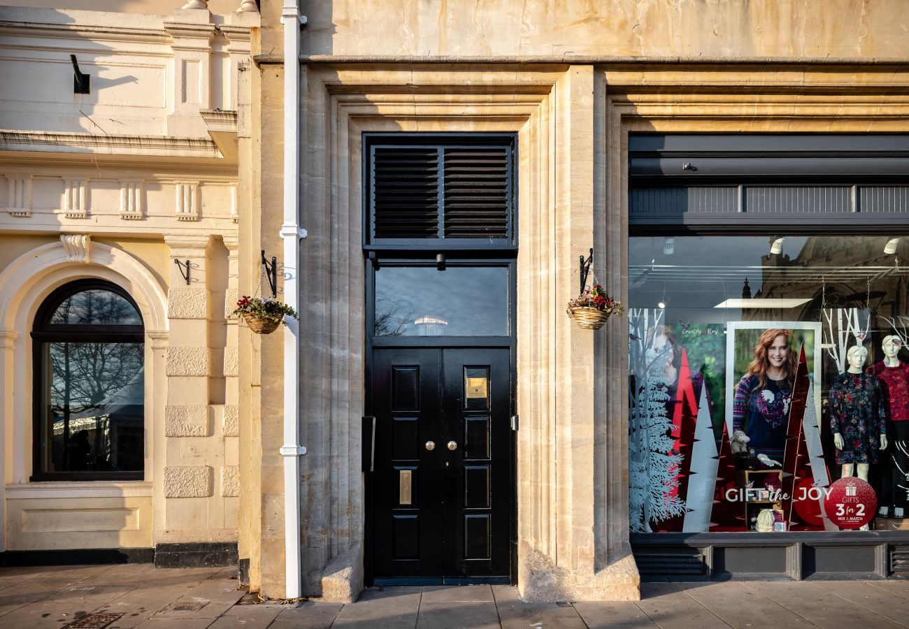 Apartamento en Exeter - Cathedral Yard - Art Deco Luxury Apartment with Iconic Exeter Cathedral Views