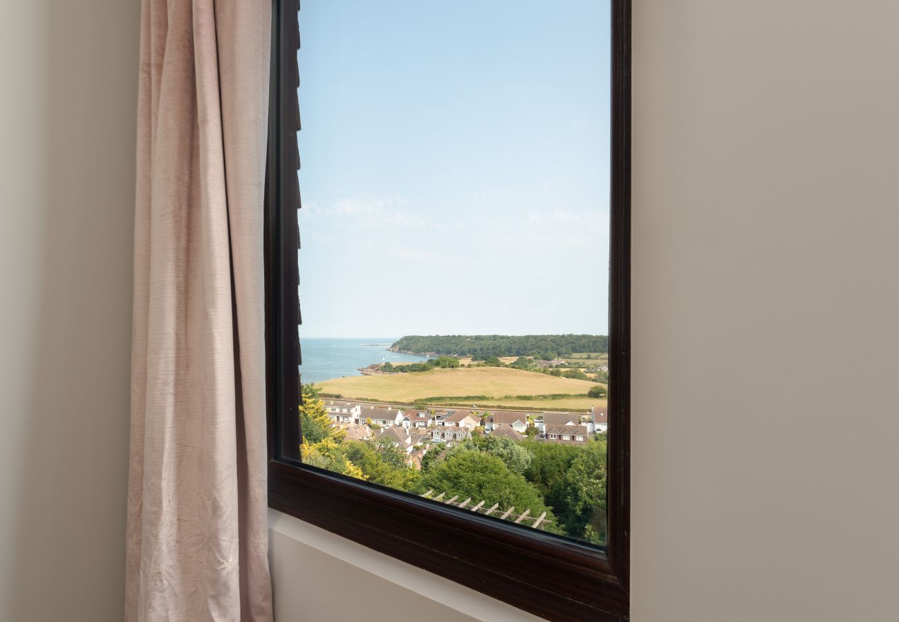 Casa en Paignton - The Spinney - Large home with hot tub, gym, amazing sea views