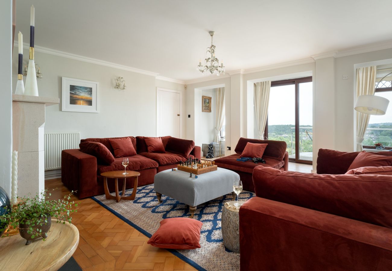 Casa en Paignton - The Spinney - Large home with hot tub, gym, amazing sea views