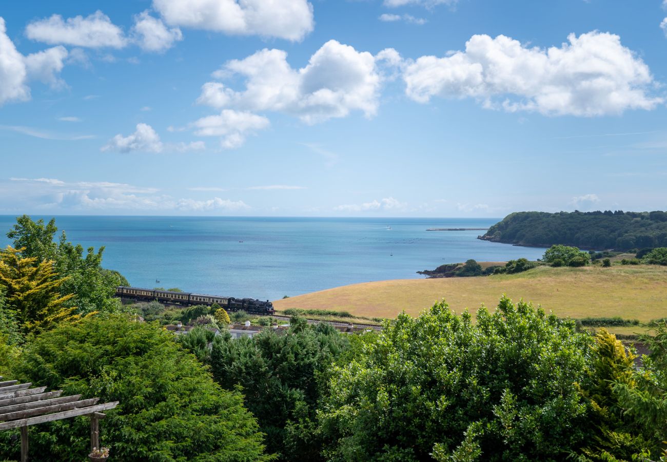 Casa en Paignton - The Spinney - Large home with hot tub, gym, amazing sea views