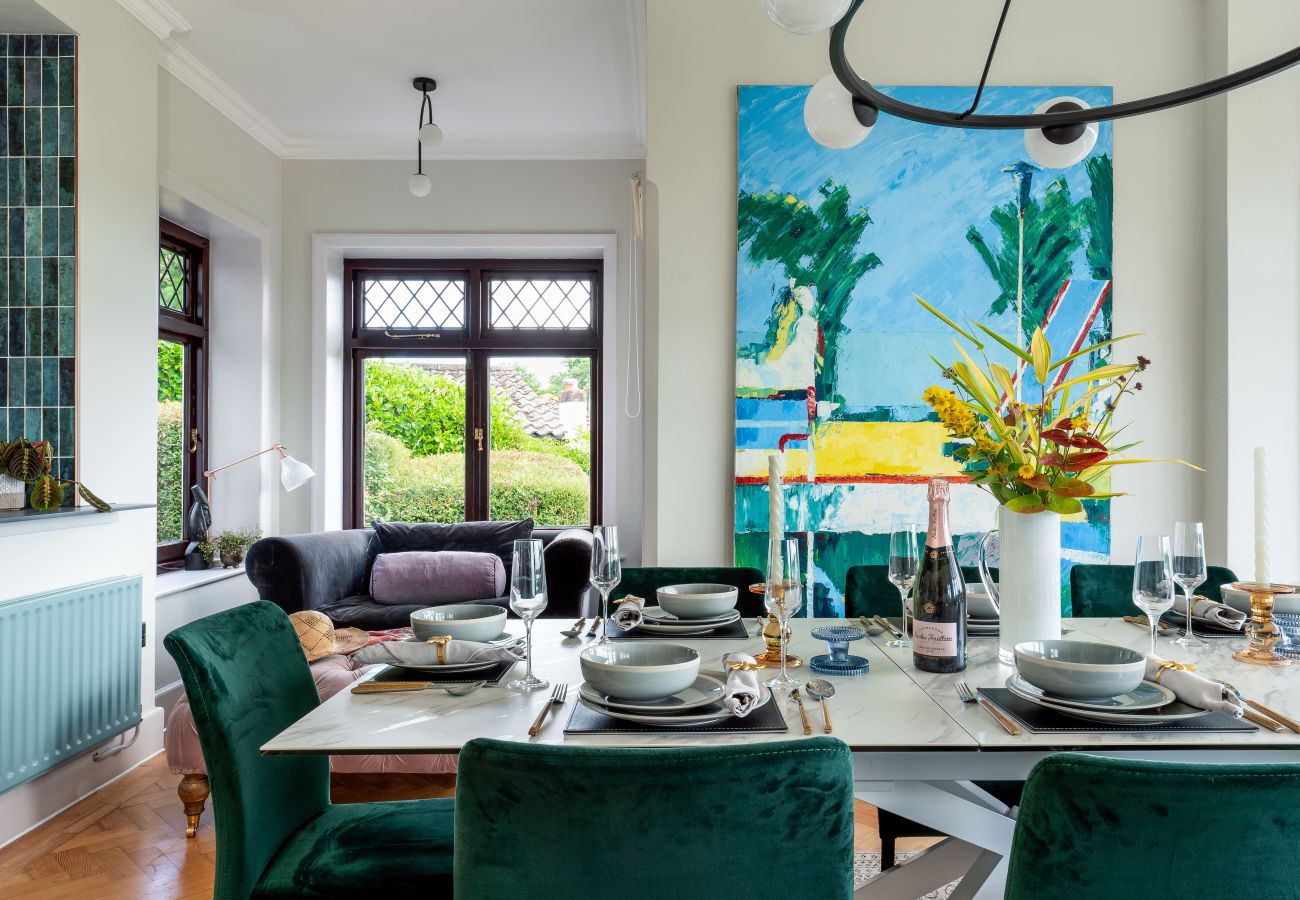 Casa en Paignton - The Spinney - Large home with hot tub, gym, amazing sea views