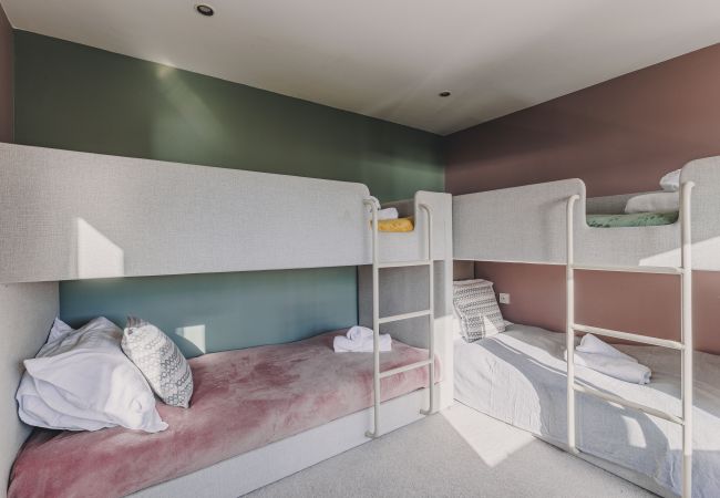 Casa en Bishopsteignton - The Curlews - Waterside, boutique home with 10 person spa Casa en Bishopsteignton - The Curlews - Waterside, boutique home with 10 person spa