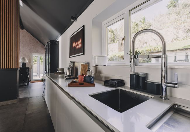 Casa en Bishopsteignton - The Curlews - Waterside, boutique home with 10 person spa Casa en Bishopsteignton - The Curlews - Waterside, boutique home with 10 person spa