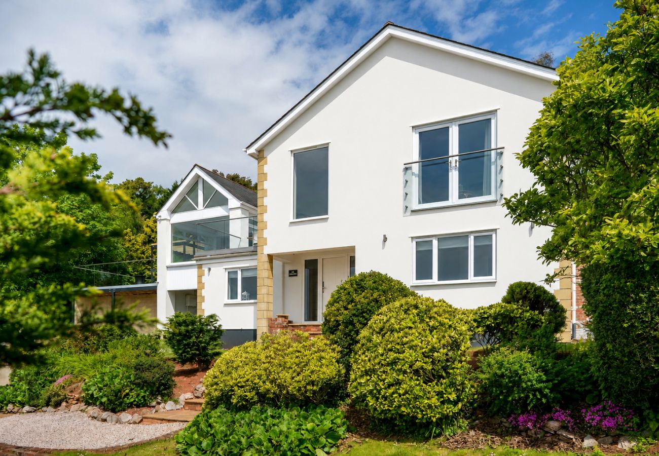 Casa en Bishopsteignton - The Curlews - Waterside, boutique home with 10 person spa