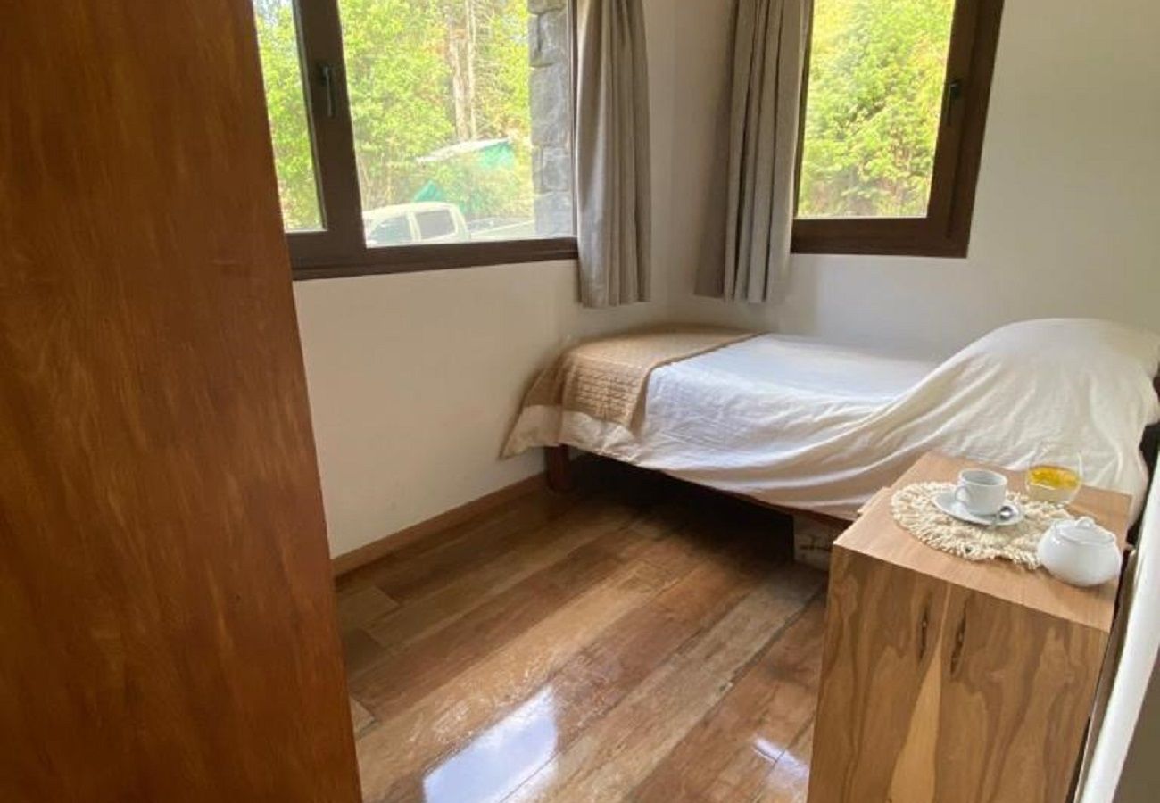 Casa en San Carlos de Bariloche - MORE25 Espectacular casa moderna, con costa de lago y pileta climatizada