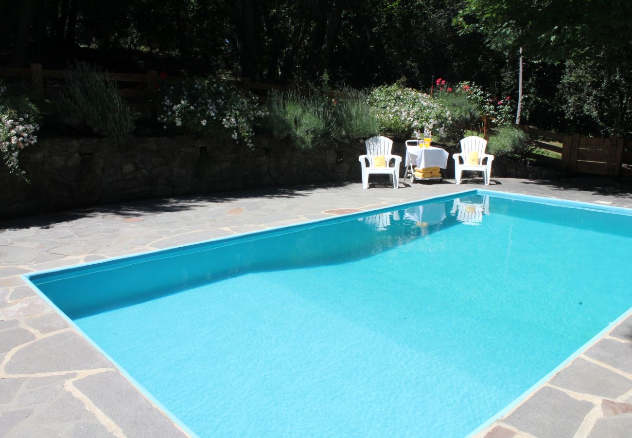 Casa en San Carlos de Bariloche - CAS03 Espectacular casona de 600 metros en un entorno único