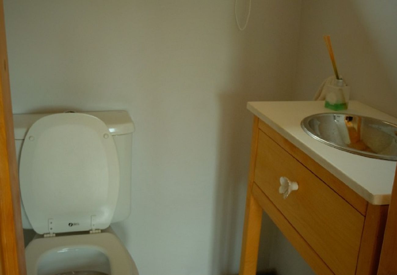 Casa en San Carlos de Bariloche - Peni06 Cómoda casa de una planta en una chacra en Península San Pedro.