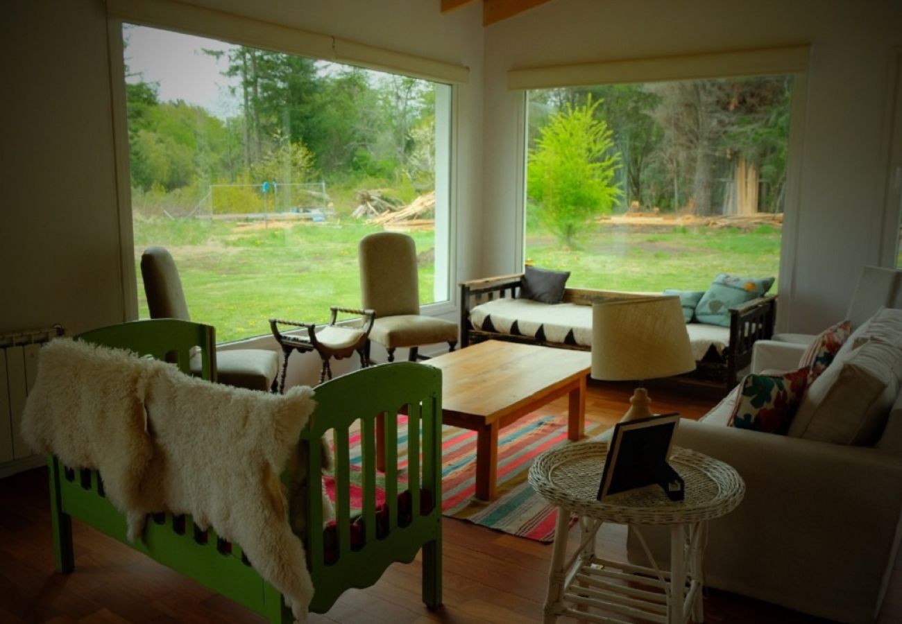 Casa en San Carlos de Bariloche - Peni06 Cómoda casa de una planta en una chacra en Península San Pedro.