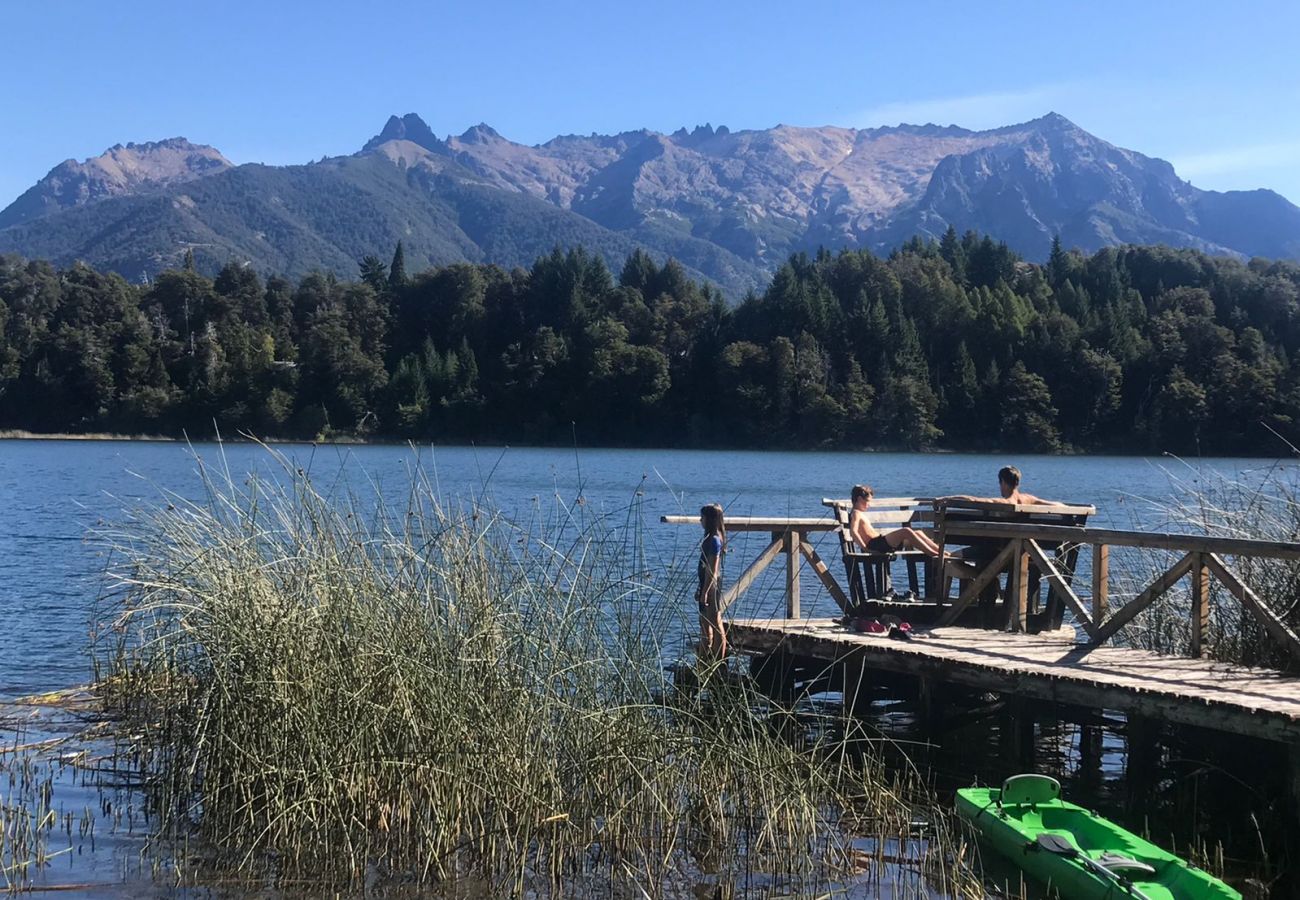 Casa en San Carlos de Bariloche - TREBOL01C- CÓMODA PROPIEDAD CON LINDISIMO ENTORNO SOBRE LAGUNA EL TRÉBOL 
