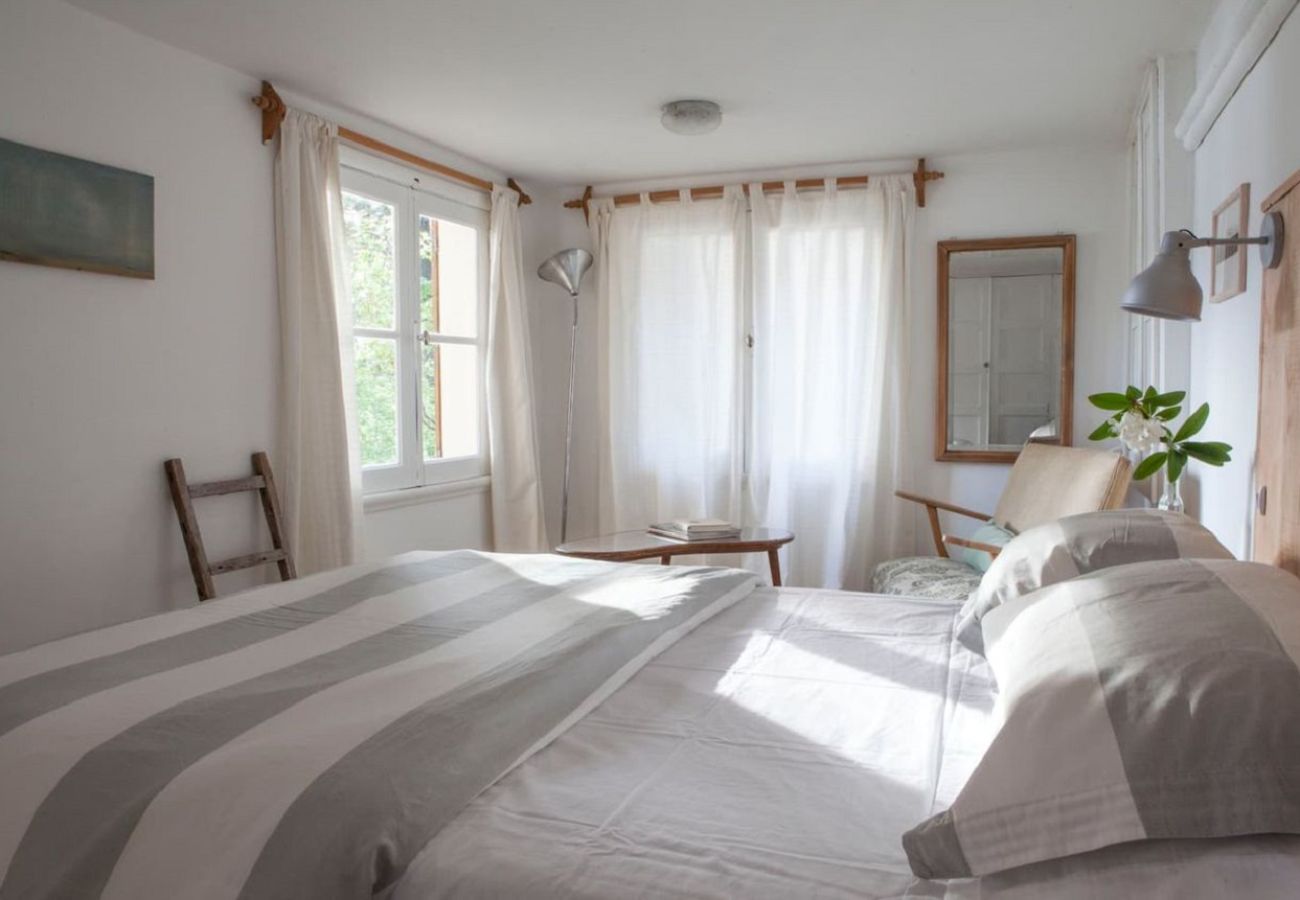 Casa en San Carlos de Bariloche - TREBOL01C- CÓMODA PROPIEDAD CON LINDISIMO ENTORNO SOBRE LAGUNA EL TRÉBOL 