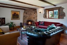 Casa rural en Berry Pomeroy - The Old Coach House - cosy barn, garden and parking