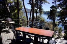 Casa en San Carlos de Bariloche - MORE26 Espectacular casa moderna con costa en el Lago Moreno