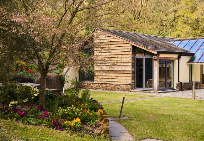Apartamento en Lower Ashton - Swifts Return - Bolthole with hot tub, pool and sauna Apartamento en Lower Ashton - Swifts Return - Bolthole with hot tub, pool and sauna