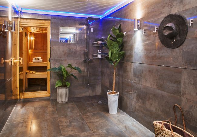 Apartamento en Lower Ashton - Swifts Return - Bolthole with hot tub, pool and sauna Apartamento en Lower Ashton - Swifts Return - Bolthole with hot tub, pool and sauna